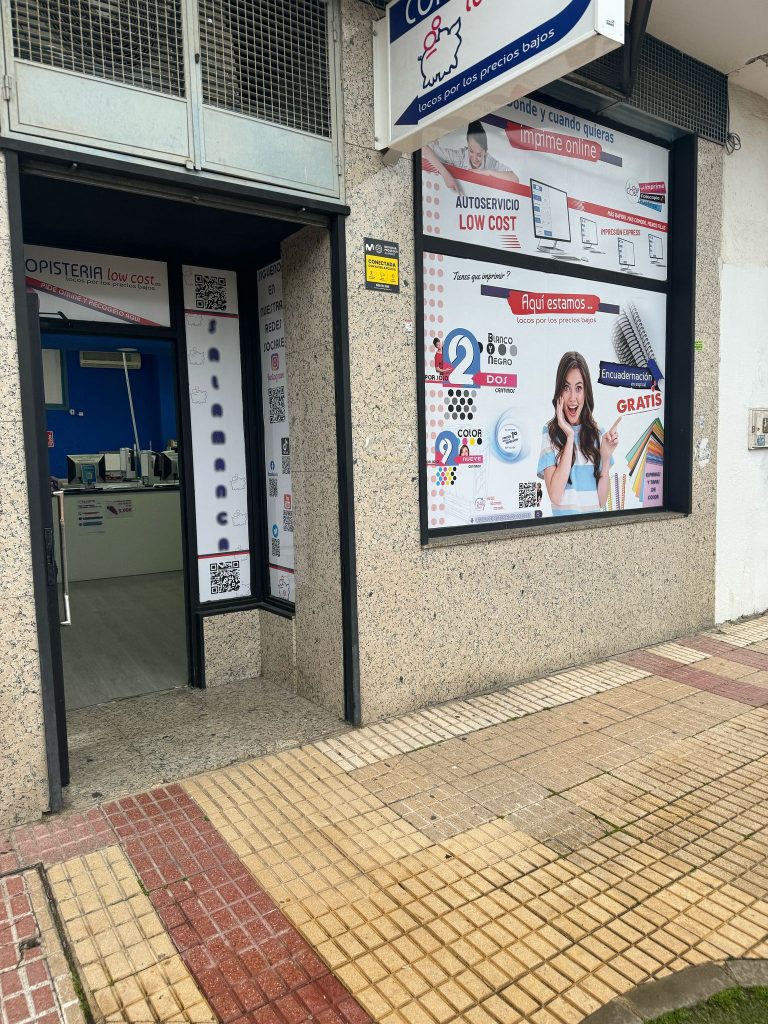 Copistería Low Cost Salamanca Universitaria - foto 3